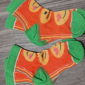🤩Two pairs of cute emoji socks😊 😍😉New ➡️ no tags